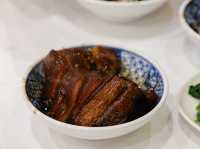 Wang’s Broth ร้านหมูพะโล้ไทเป มิชลิน 3 ปีซ้อน!