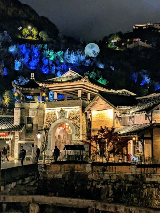 望仙谷：越夜越美麗，江西上饒的世外絕境。