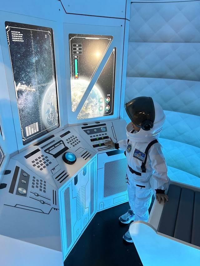 【 今個聖誕挪亞方舟帶你揭開星域奧秘 】