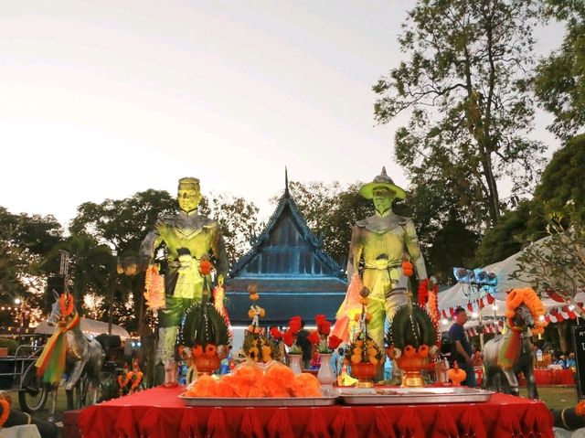 เที่ยวตลาดแลกเบี้ย วัดราชบัลลังก์