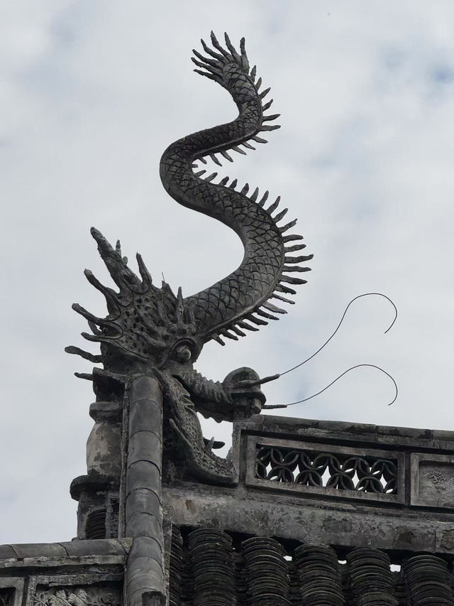 🌿 時光漫遊：嵊州市華堂村之旅 🏞️