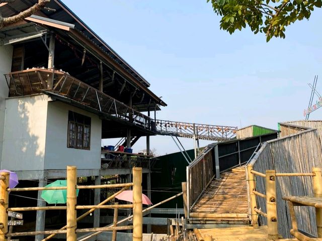 สะพานไม้ไผ่ไร่ผาฮี้&ที่พักเต็นท์โดม บ้านผาฮี้ 