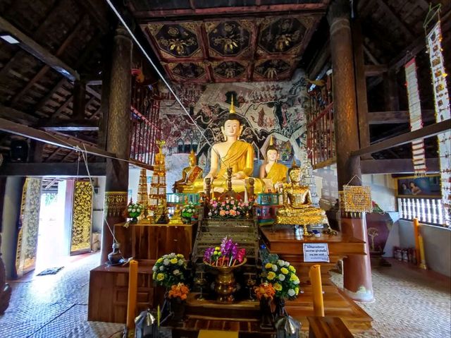 วัดเก่าแก่ ศิลปะไทลื้ออันงดงาม พร้อมวิวดอยภูคา
