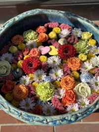 【埼玉×行田】週替わりの花手水が境内の至る所に・・