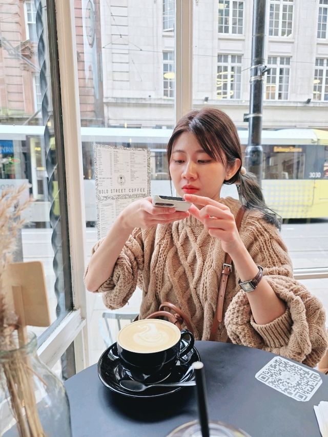Bold Street Coffee จิบกาแฟร้านแรก ของทริป UK