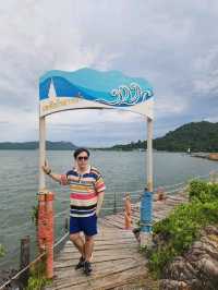 เจดีย์กลางน้ำ 🛕🌊 จันทบุรี