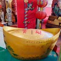 องค์เจ้าแม่กวนอิมและพระสังกัจจายน์