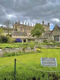 Exploring Oxford University: A Journey Through History and Prestige