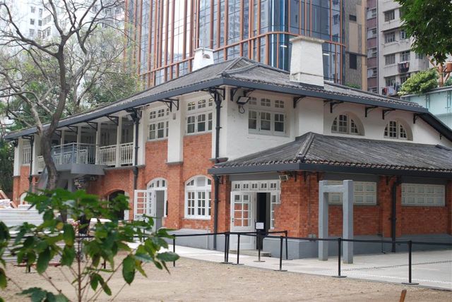 Oi! on Oil Street in Hong Kong — Former Royal Yacht Club 