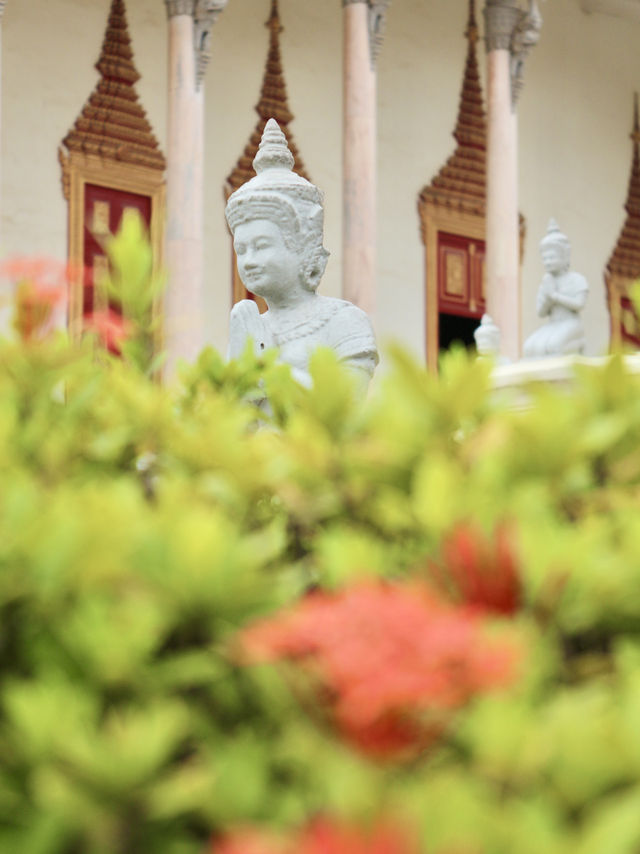 A Photographer’s Paradise – Capturing the Royal Palace of Cambodia