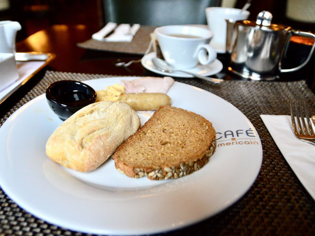 Elegant Dining at Café Americain