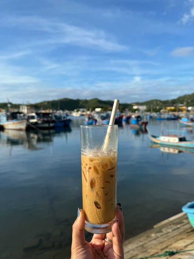 CAFE WITH A VIEW AT VINH HY, VIETNAM 🇻🇳