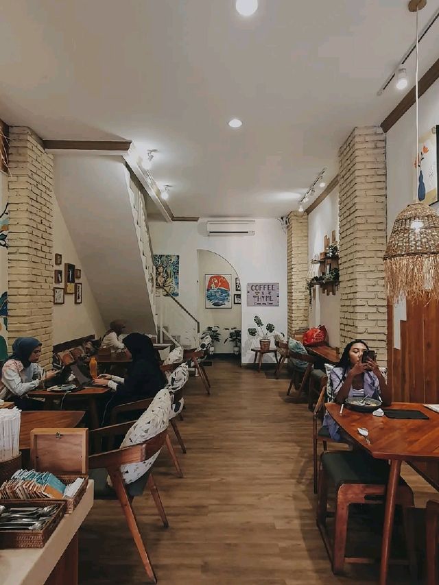 COFFEE & THYME - JAKARTA