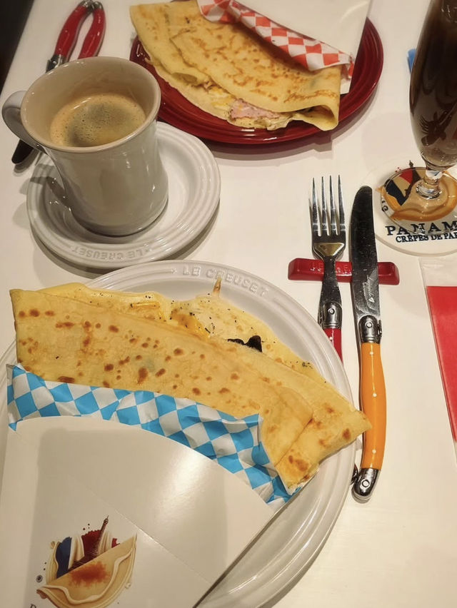 本場パリから来た🇫🇷クレープ専門店🧁