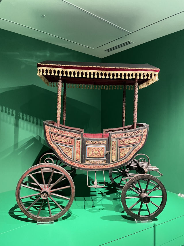 🇸🇬 Singapore Museum Surprise: Peranakan Vibes!