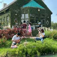 คาเฟ่ไม่ลับ ใน นนทบุรี