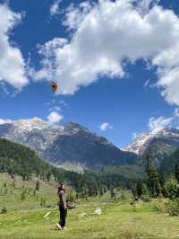 Kashmir in Spring: Where Paradise Comes to Life🌸🏔️