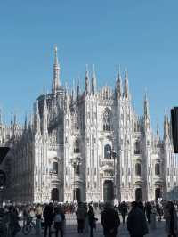 ⚠️ ドゥオモ大聖堂（Duomo di Milano）訪問の注意点！Q&Aまとめ ⚠️