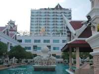 Grand Pacific Soverin & spa 