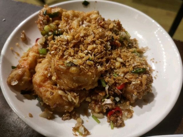 ร้านดังเป็นกระแส อาหารทะเลสด ย่านเลียบด่วน