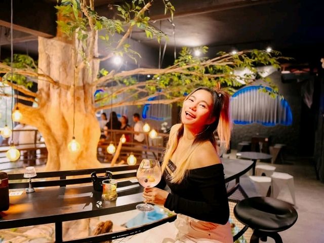 คาเฟ่ vibes  ดีย์ ย่านบรรทัดทอง