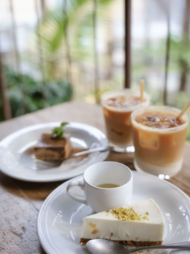 日本で1番小さな植物園の中にあるカフェ