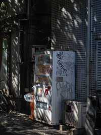 レトロとモダンが交差する街、三軒茶屋スナップ