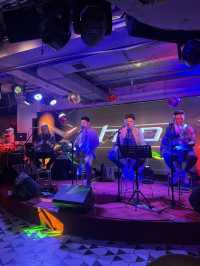 Live Band酒吧餐廳