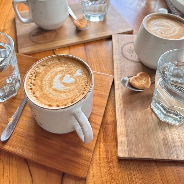 lovely hangout