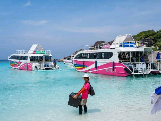 เที่ยว One Day Trip หมู่เกาะสิมิลัน น้ำใสๆ