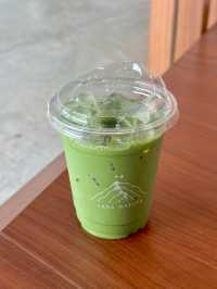 คาเฟ่ชาเขียวพรีเมียมที่ Little Wall รัตนาธิเบศร์
