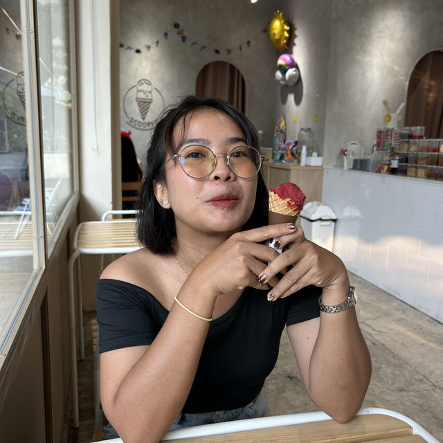 : Scoopy D ร้านไอศครีม สุด Cute ใน อุบลเมืองเก่า 