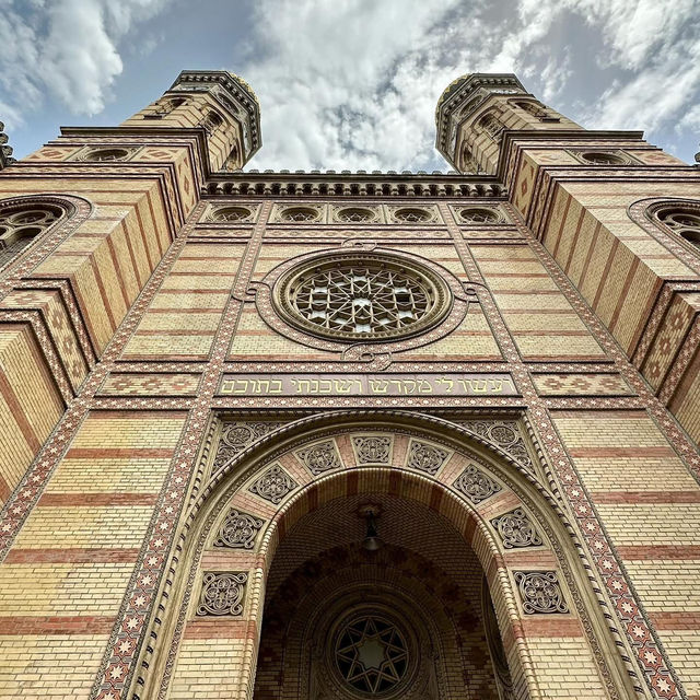 ⛪ A Divine Day at St. Stephen’s Basilica: Budapest’s Crown Jewe