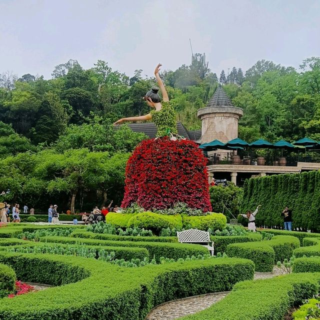Spring Bloom in Bà Nà Hills, Vietnam: A Guide to Capturing Nature’s Splendor