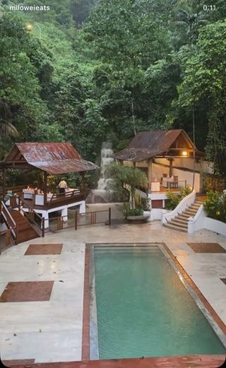 Romantic dining experience at Tamarind Springs Restaurant