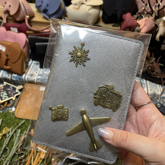 【バンコク🇹🇭】買い物食事体験ココで🛍ザワンラチャダー