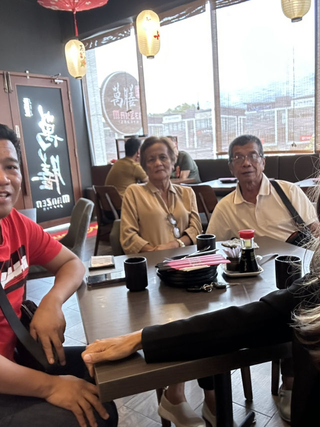 ❤️ Lunch with Family❤️