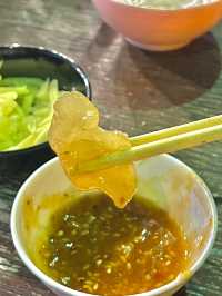 ร้านแจ่วฮ้อน บรรยากาศดีติดทะเลอ่าวประจวบ
