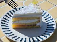ที่พักและคาเฟ่ วิวริมทะเลพัทยา Sea Of Love