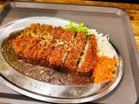 [🇯🇵松山] カレーハウス PECO – トッピング自由自在！松山市駅近くの人気カレー店