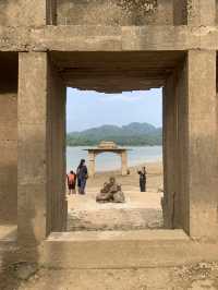 ล่องเรือชมวัดจมน้ำ สังขระบุรี