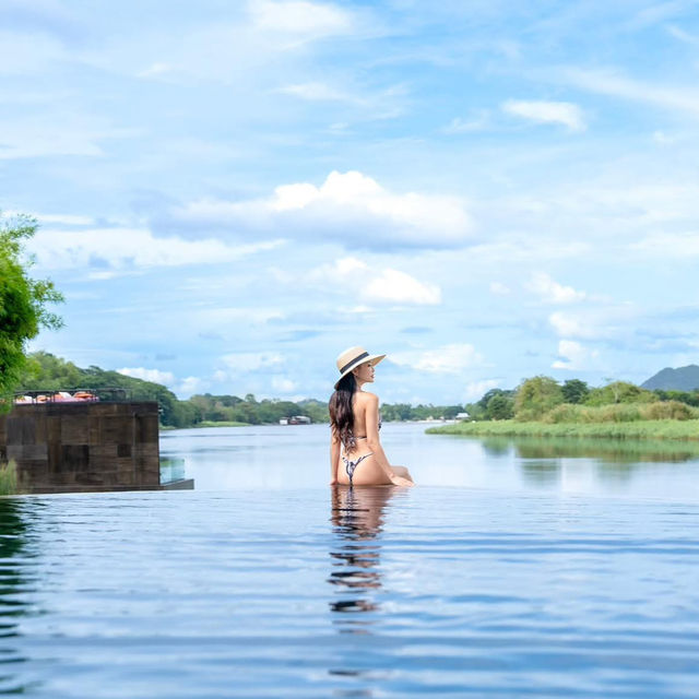 สัมผัสวิลล่าสุดหรูท่ามกลางธนลรรมชาติ อย่างมีระดับ 