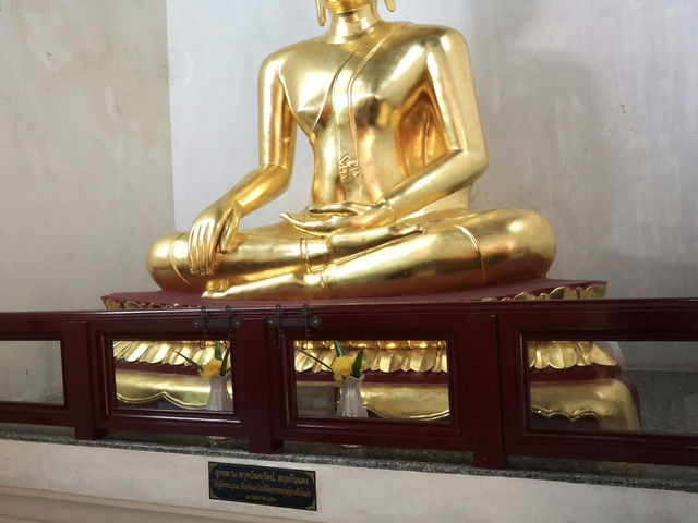 タイの歴史を感じる旅へ出かけよう！新たな発見と感動がここに