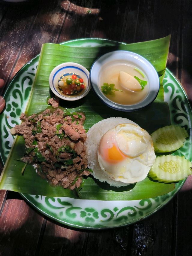 ร้านบ้านบิ๊กหรั่ง แถบนครนายก