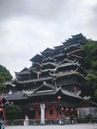 走进蚩尤九黎城：苗疆古韵里的神话重现