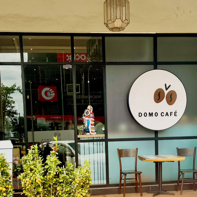 Where Japanese Simplicity Meets Cozy Comfort