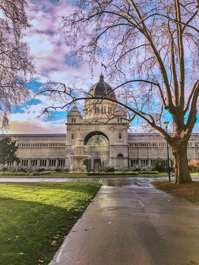 📍A Golden Autumn Stroll from Royal Exhibition Building to Yarra Magic🌆🍂