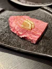 【大阪・難波】全130種の焼肉食べ放題と肉ケーキの演出「焼肉Lab 難波店」