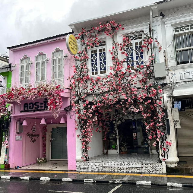 🌺 Strolling Through Timeless Phuket Old Town 🇹🇭