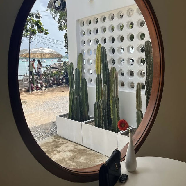 Coming Home Café & Seascape – ราไวย์ ภูเก็ต